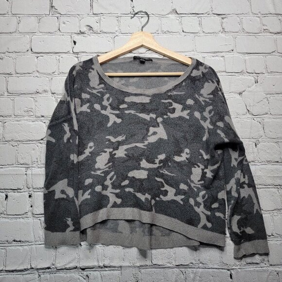 Acrobat Wool Blend Camo Gray Cropped Sweater Size M/L - Picture 1 of 12